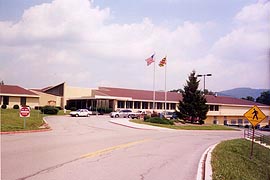[photo, Thomas B. Finan Hospital Center, 10102 Country Club Road, Cumberland, Maryland]